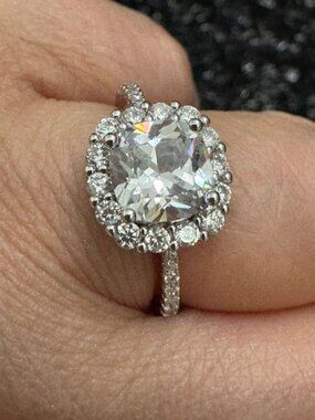 Goldoro 18k White Gold Filled Halo AAA CZ Ring - Size 8 NWT